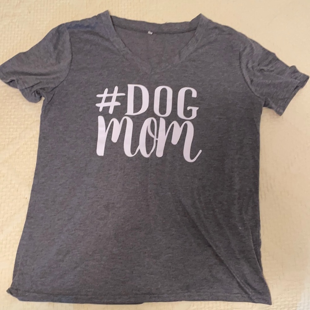 #dogmom tshirt